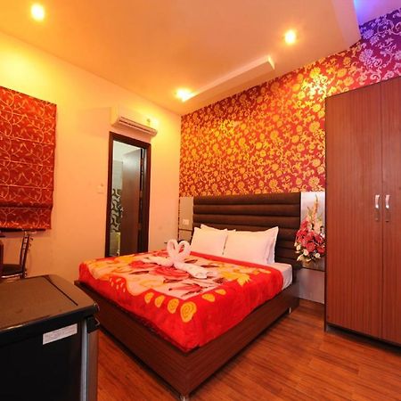 Hotel Pearl Inn & Suites Amritsar Buitenkant foto