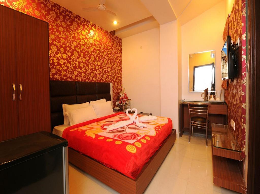 Hotel Pearl Inn & Suites Amritsar Kamer foto