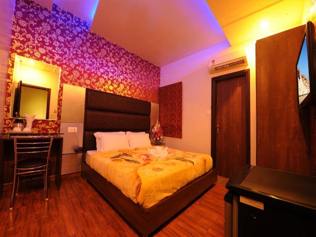 Hotel Pearl Inn & Suites Amritsar Kamer foto
